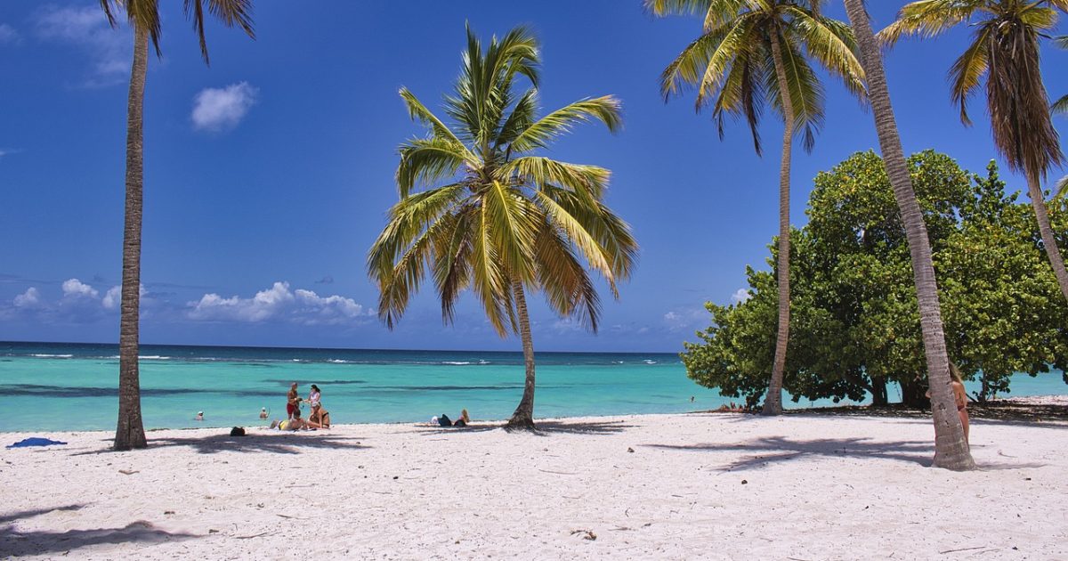 beach-6517214_1280