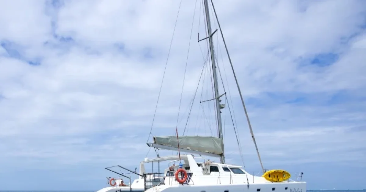 mnemba luxury yatch tour